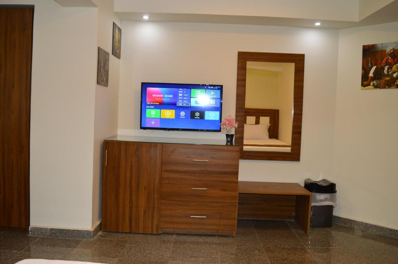 Royal Inn Residence Il Il Cairo Esterno foto